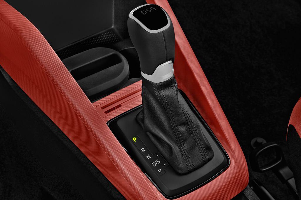 Skoda Fabia (Baujahr 2015) Ambition 5 Türen Schalthebel