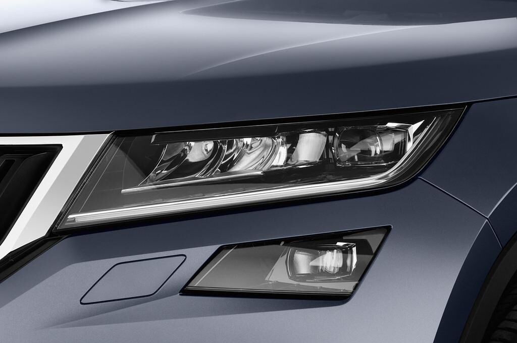 Skoda Kodiaq (Baujahr 2017) Style 5 Türen Scheinwerfer