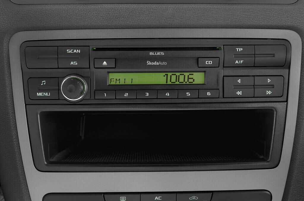 Skoda Octavia (Baujahr 2009) Classic 4 Türen Radio und Infotainmentsystem