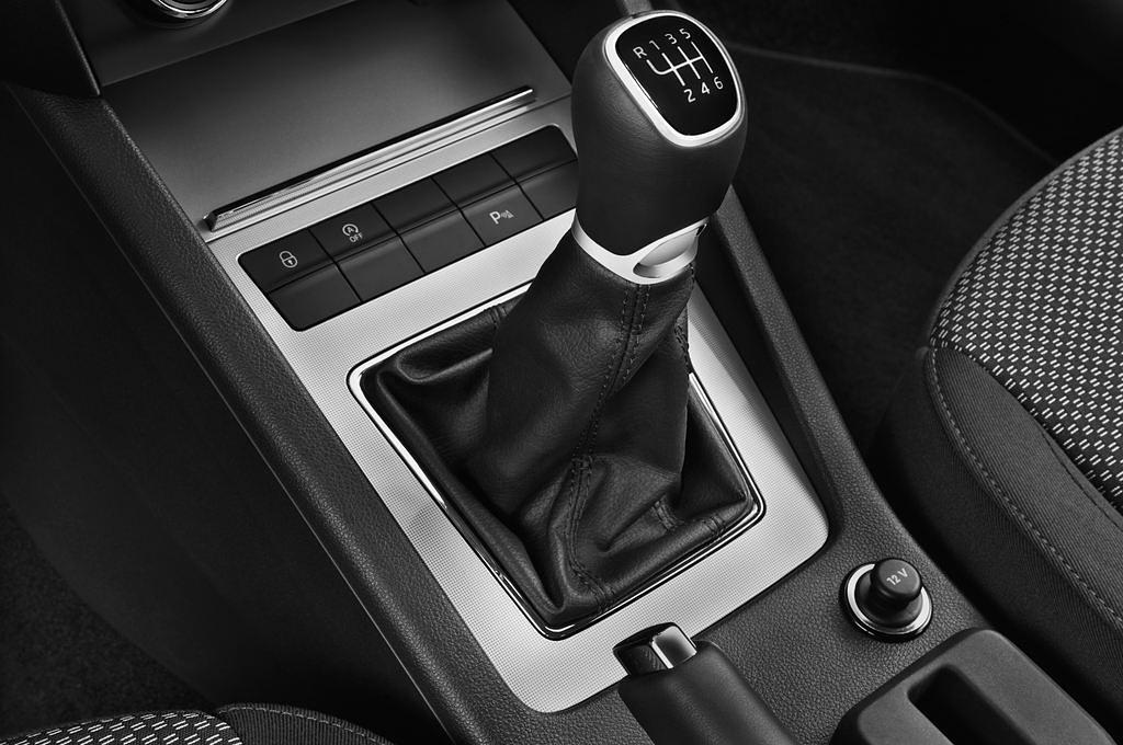 Skoda Octavia (Baujahr 2014) Ambition 5 Türen Schalthebel