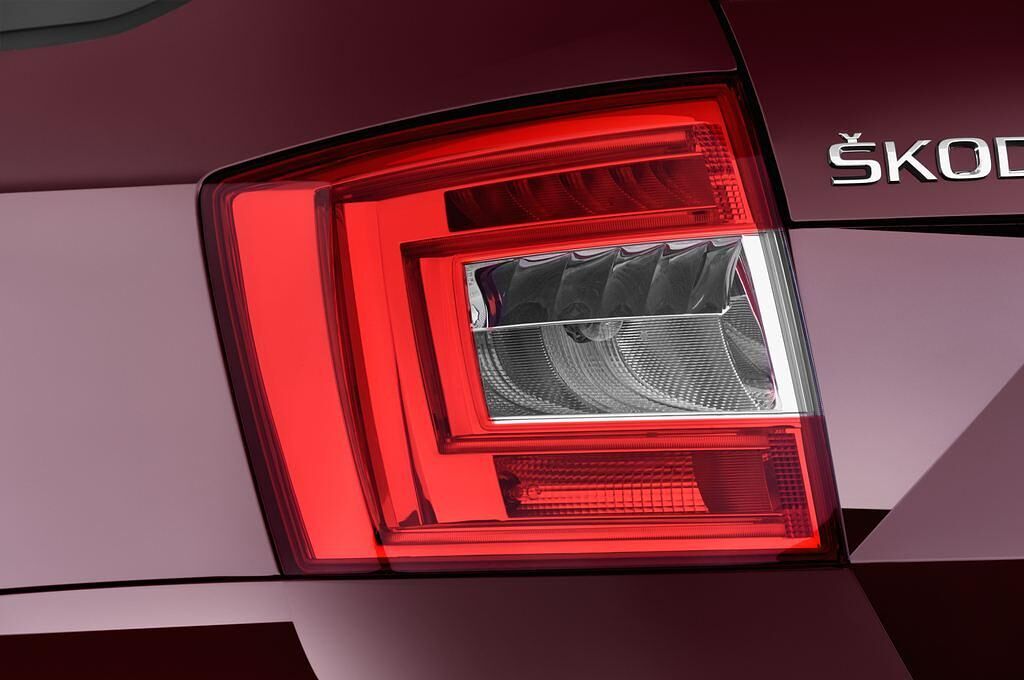 Skoda Octavia (Baujahr 2014) Ambition 5 Türen Rücklicht