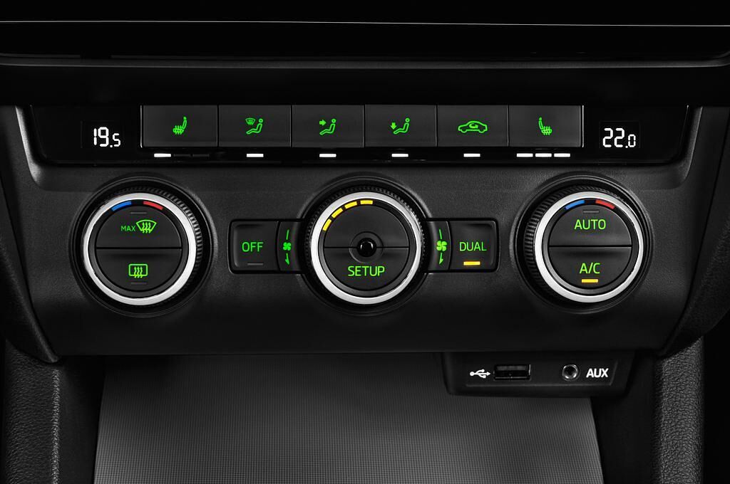 Skoda Octavia (Baujahr 2014) Ambition 5 Türen Temperatur und Klimaanlage