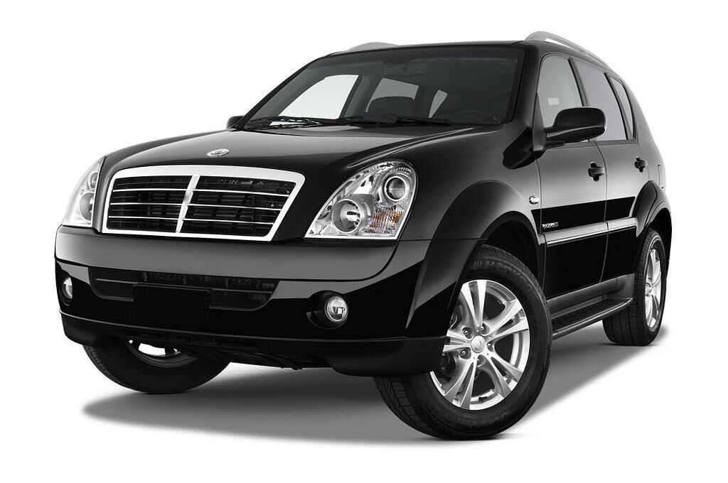 Ssangyong Rexton (Baujahr 2011) - 5 Türen seitlich vorne mit Felge