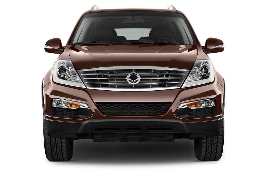 Ssangyong Rexton W (Baujahr 2013) Sapphire 5 Türen Frontansicht