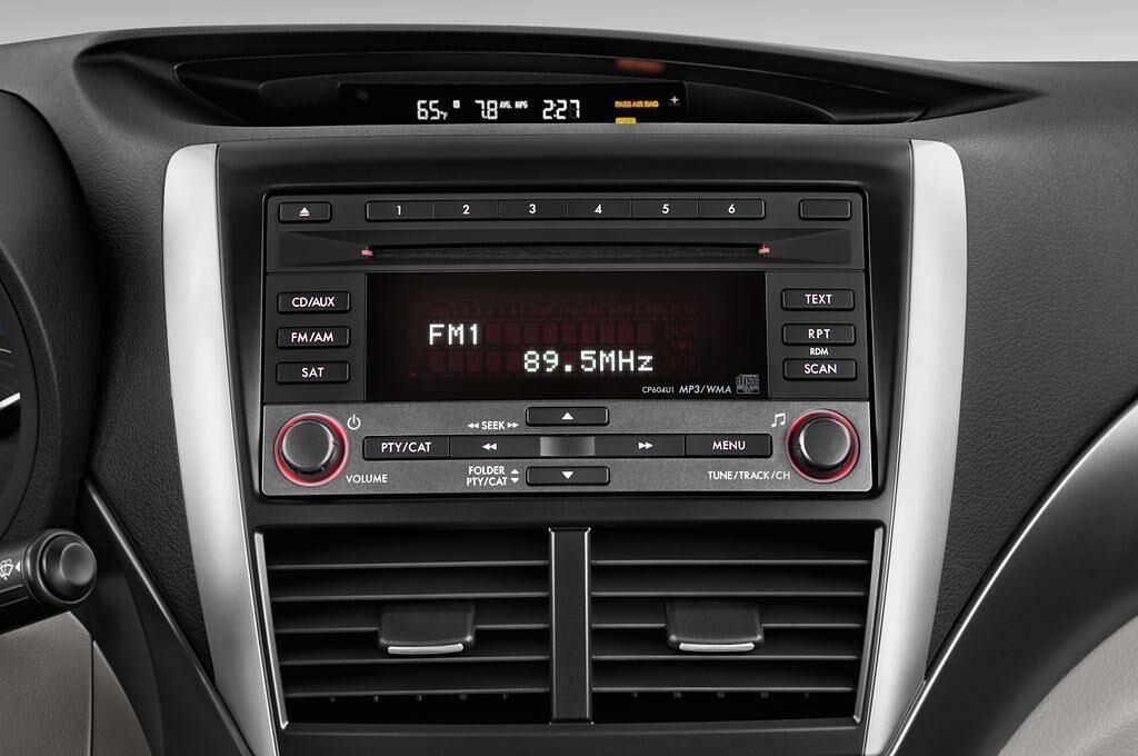 Subaru Forester (Baujahr 2011) Trend 5 Türen Radio und Infotainmentsystem