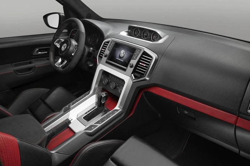 Die Mittelkonsole des VW Amarok Power-Pickup gibt einen Ausblick auf die Modellpflege