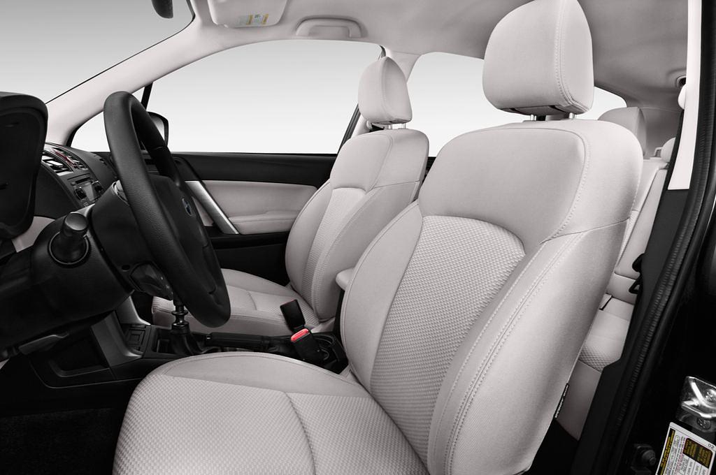 Subaru Forester (Baujahr 2012) Active 5 Türen Vordersitze