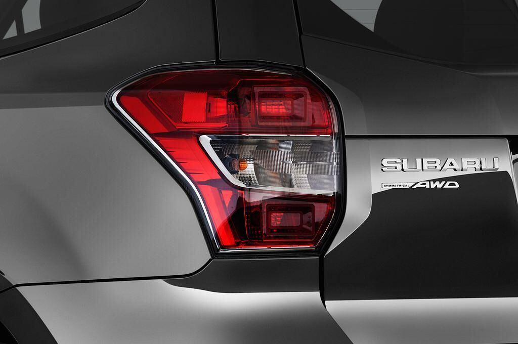 Subaru Forester (Baujahr 2012) Active 5 Türen Rücklicht