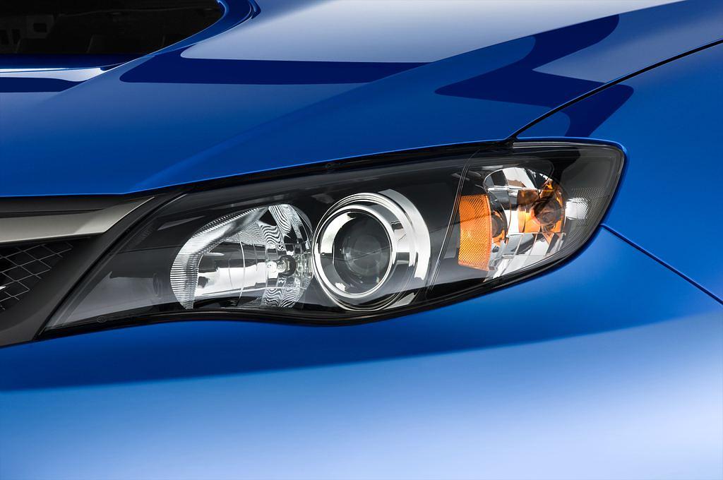 Subaru Impreza (Baujahr 2010) WRX STI 5 Türen Scheinwerfer