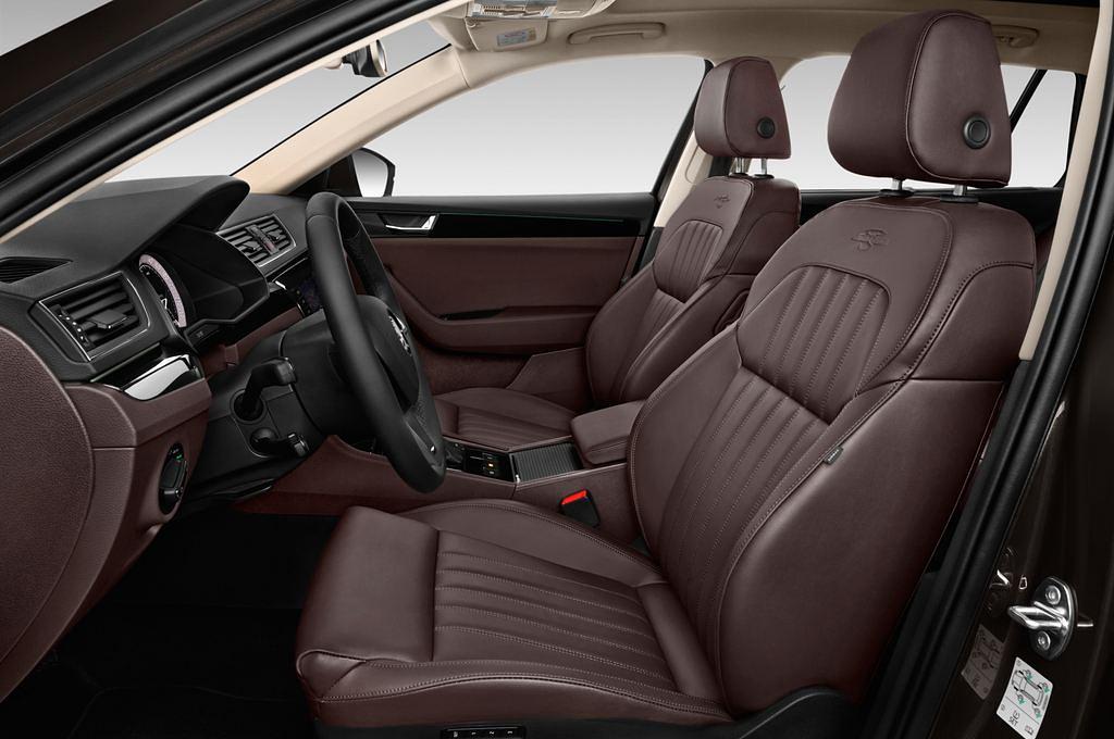 Skoda Superb Combi (Baujahr 2016) L&K 5 Türen Vordersitze