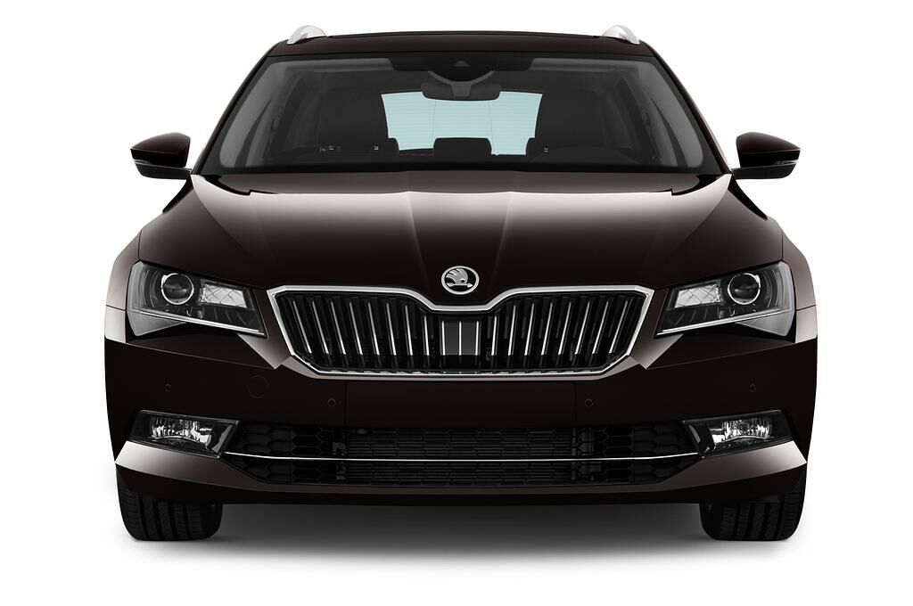 Skoda Superb Combi (Baujahr 2016) L&K 5 Türen Frontansicht