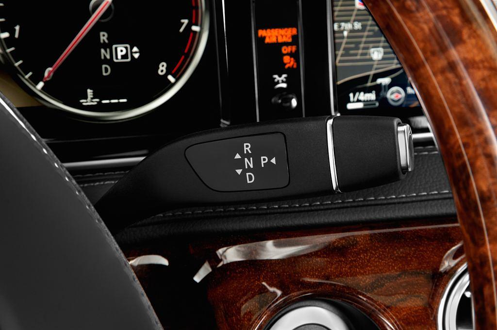 Mercedes S-Class (Baujahr 2014) - 4 Türen Schalthebel