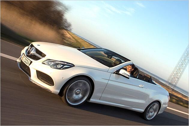 Nach der Limousine und dem T-Modell haben nun auch Cabrio und Coupé der E-Klasse ein Facelift erhalten