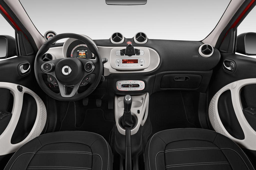 smart Forfour (Baujahr 2015) Prime 5 Türen Cockpit und Innenraum