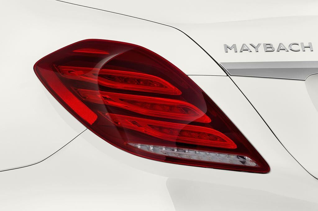 Mercedes S-Class (Baujahr 2015) Maybach 4 Türen Rücklicht