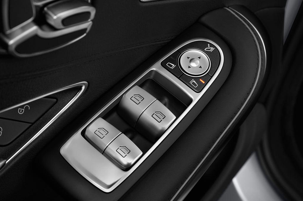 Mercedes S-Class (Baujahr 2016) AMG Line 2 Türen Bedienungselemente Tür