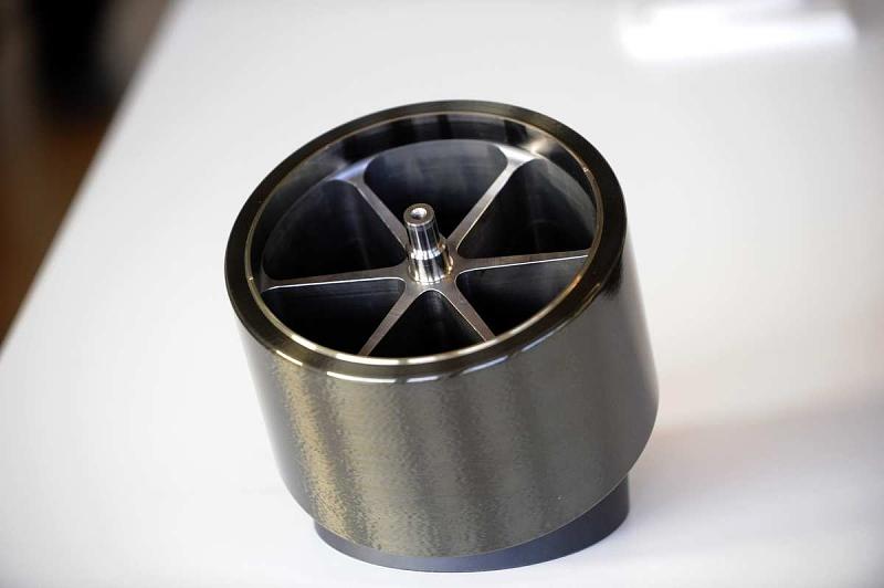 Das Schwungrad von Volvo wiegt sechs Kilogramm und dreht sich bis zu 60.000 Mal in der Minute.
