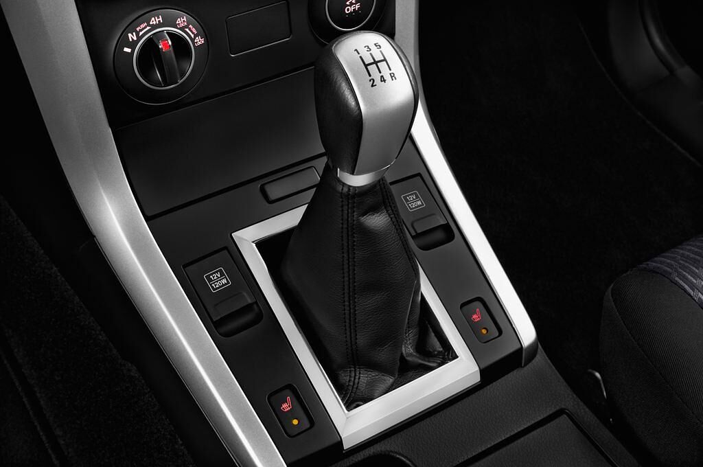 Suzuki Grand Vitara (Baujahr 2013) Comfort 5 Türen Schalthebel