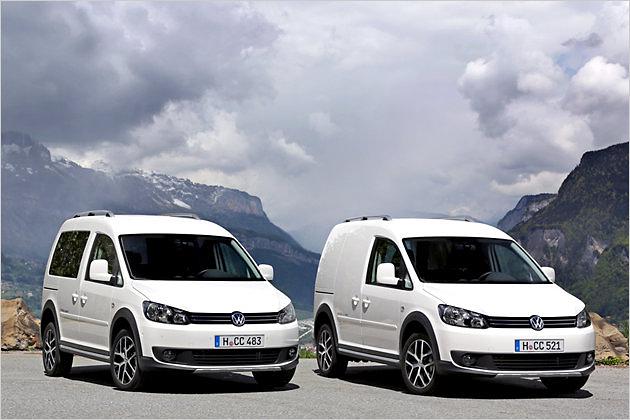 Außer der Pkw-Variante gibt es den Cross Caddy auch als Kastenwagen (rechts)
