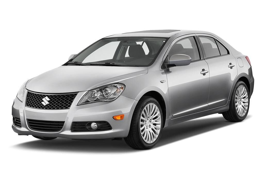 Suzuki Kizashi (Baujahr 2010) Sport 4 Türen seitlich vorne