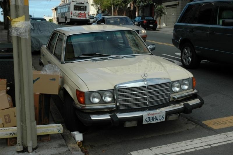 Mercedes S-Klasse 300 SD (W116) in Kalifornien