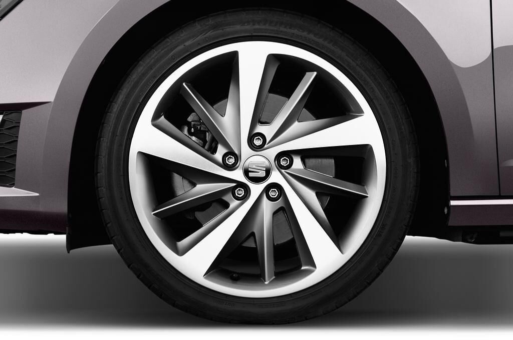 SEAT Ibiza ST (Baujahr 2017) FR 5 Türen Reifen und Felge