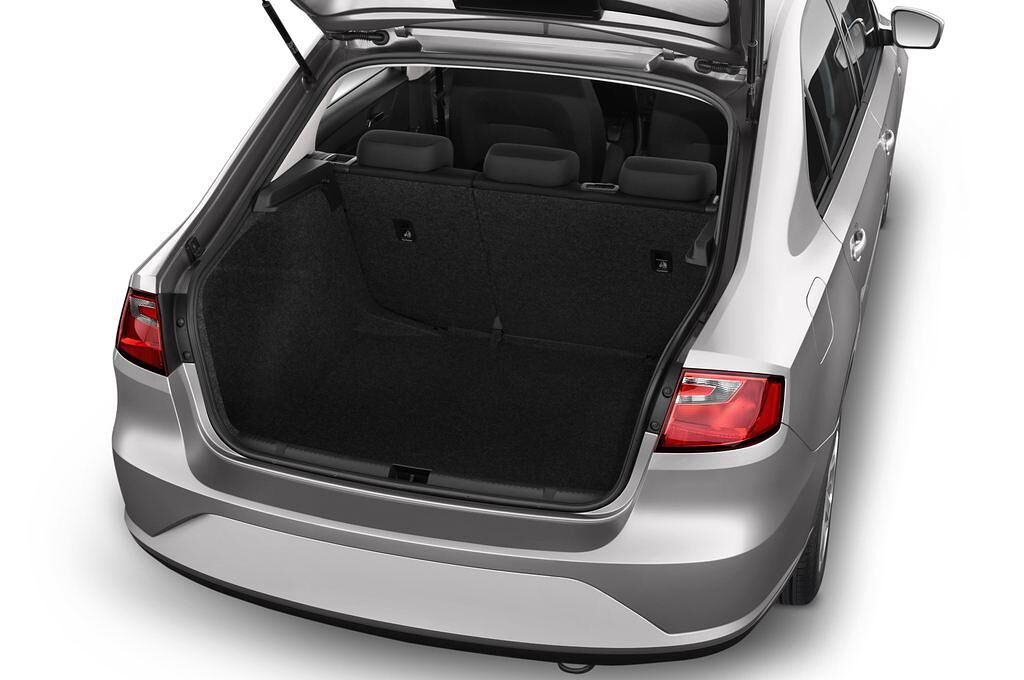 SEAT Toledo (Baujahr 2013) Reference 5 Türen Kofferraum