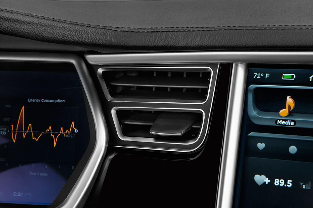 Tesla Model S (Baujahr 2014) S 5 Türen Lüftung