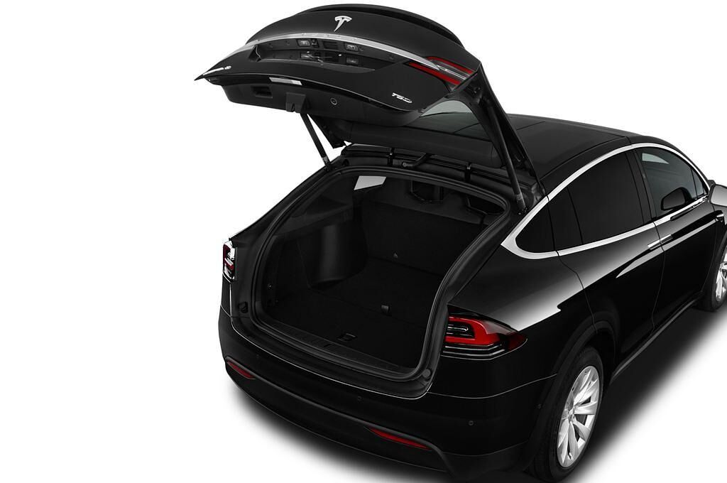 Tesla Model X (Baujahr 2017) 75D 5 Türen Kofferraum