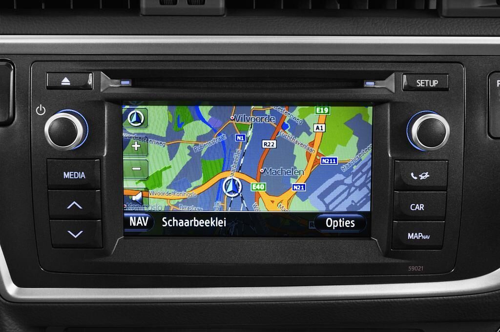 Toyota Auris (Baujahr 2013) Life 5 Türen Radio und Infotainmentsystem