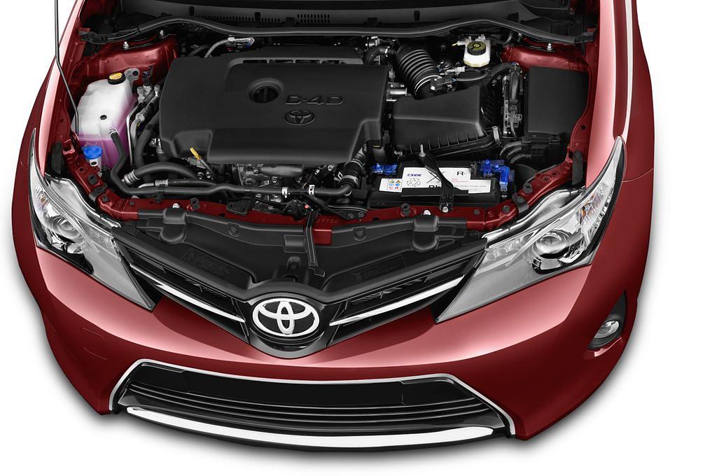 Toyota Auris (Baujahr 2013) Life 5 Türen Motor