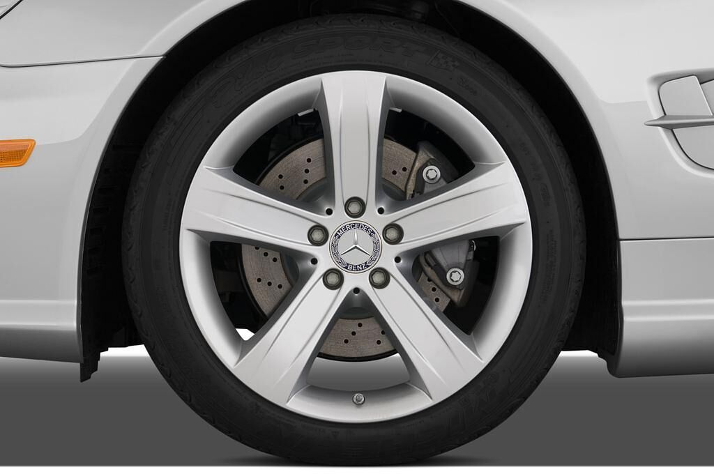 Mercedes SL-Class (Baujahr 2010) - 2 Türen Reifen und Felge