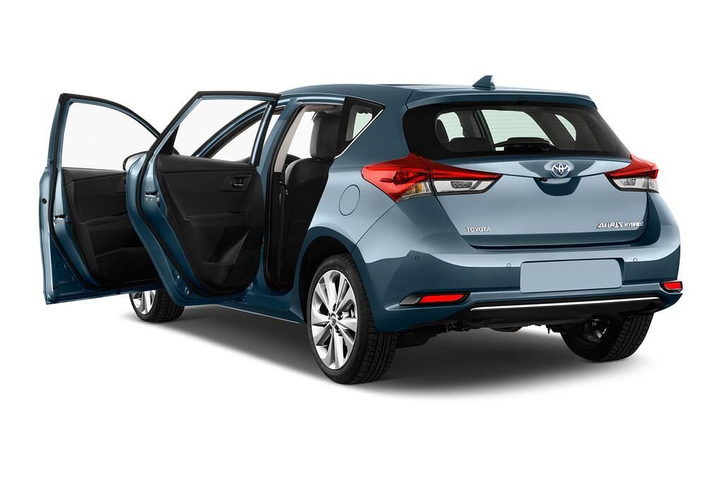 Toyota Auris (Baujahr 2015) Executive 5 Türen Tür geöffnet