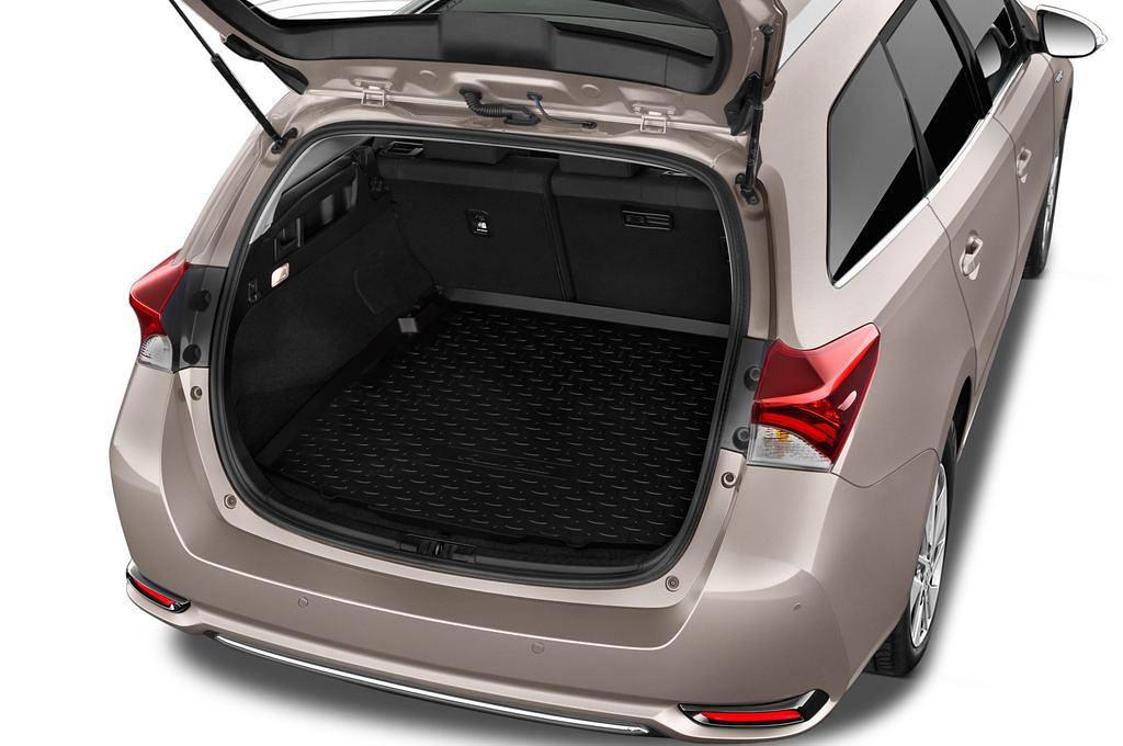 Toyota Auris Touring Sports (Baujahr 2015) Comfort 5 Türen Kofferraum