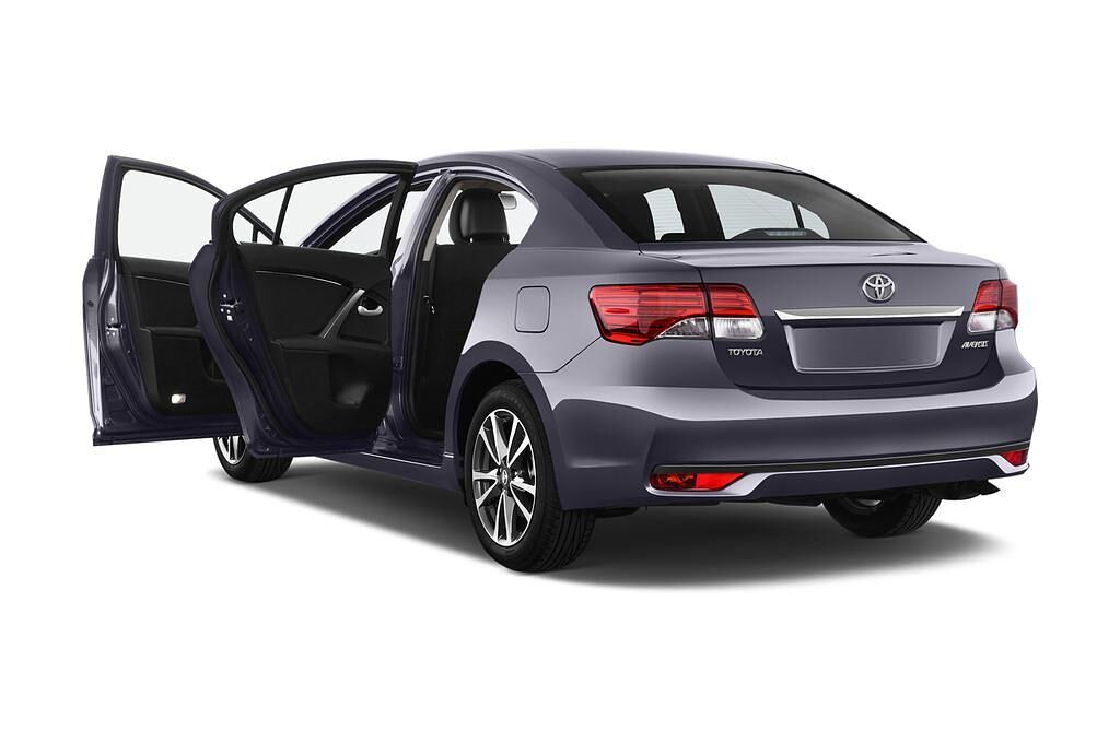 Toyota Avensis (Baujahr 2012) Life 4 Türen Tür geöffnet