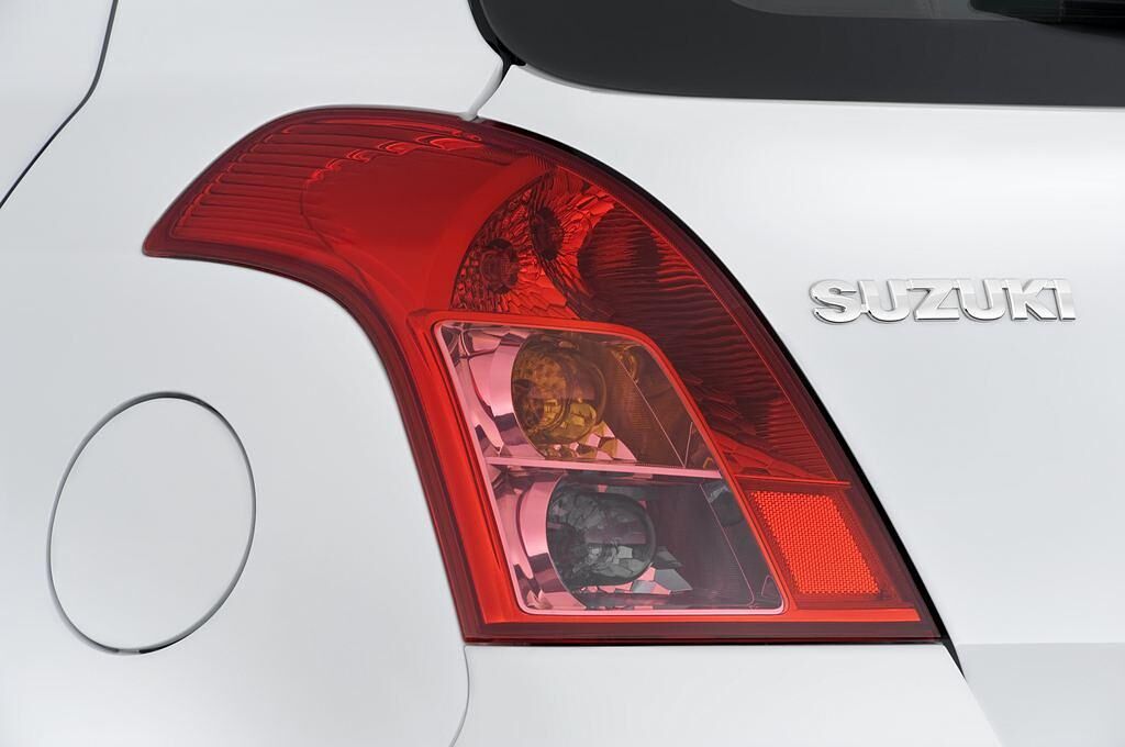 Suzuki Swift (Baujahr 2010) Comfort 5 Türen Rücklicht