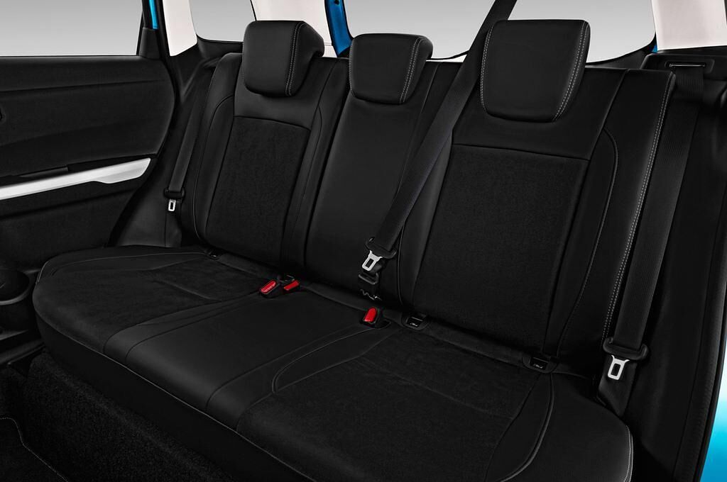 Suzuki Vitara (Baujahr 2015) Comfort + 5 Türen Rücksitze