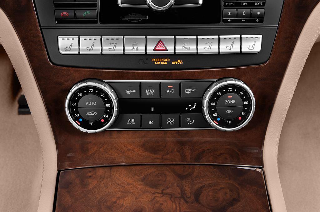 Mercedes SL-Class (Baujahr 2012) SL 500 2 Türen Temperatur und Klimaanlage