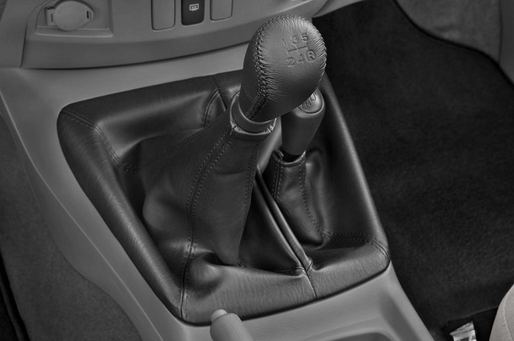 Toyota Hilux (Baujahr 2010) - 2 Türen Schalthebel