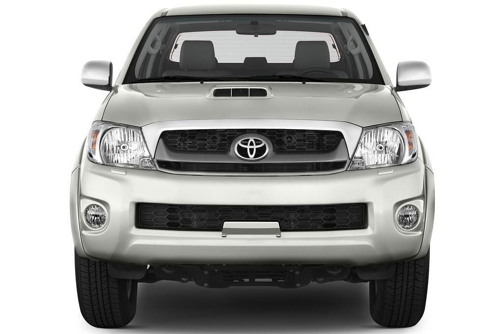Toyota Hilux (Baujahr 2010) - 4 Türen Frontansicht
