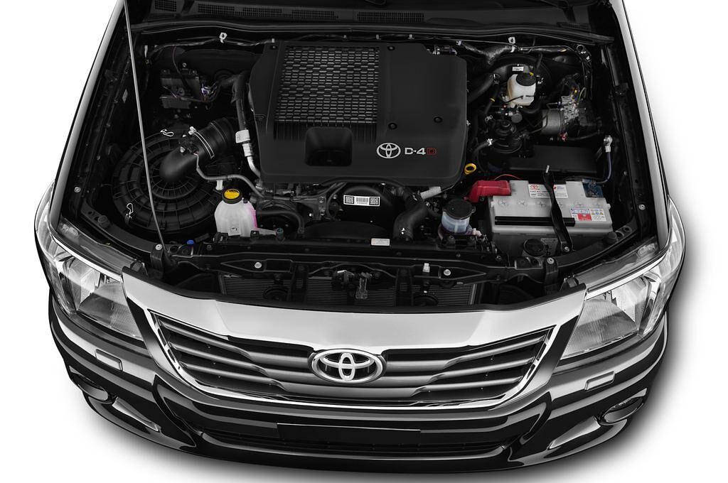 Toyota Hilux (Baujahr 2012) Executive 4 Türen Motor