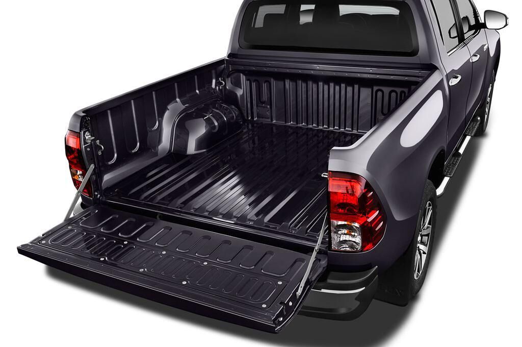 Toyota Hilux (Baujahr 2016) Comfort 4 Türen Kofferraum