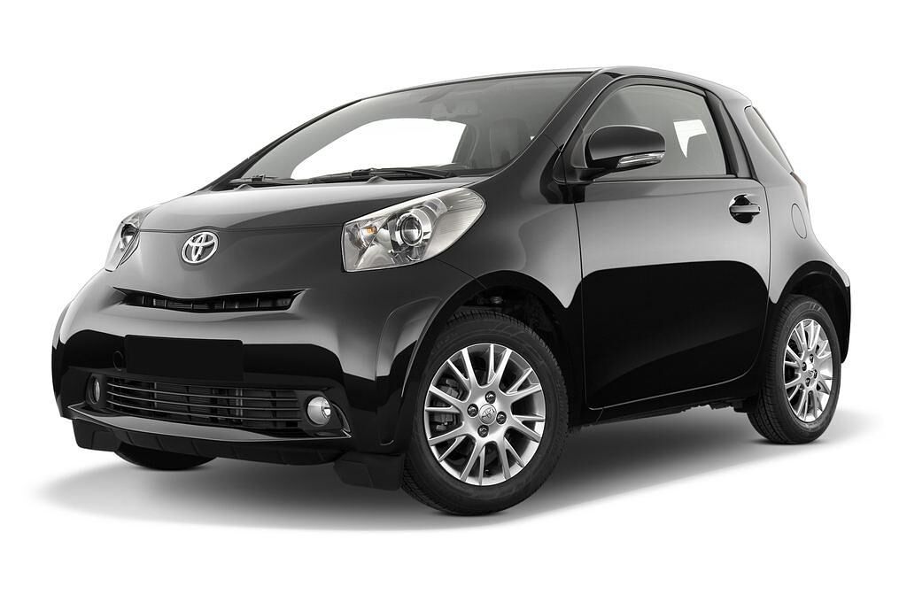 Toyota IQ (Baujahr 2010) + 3 Türen seitlich vorne mit Felge