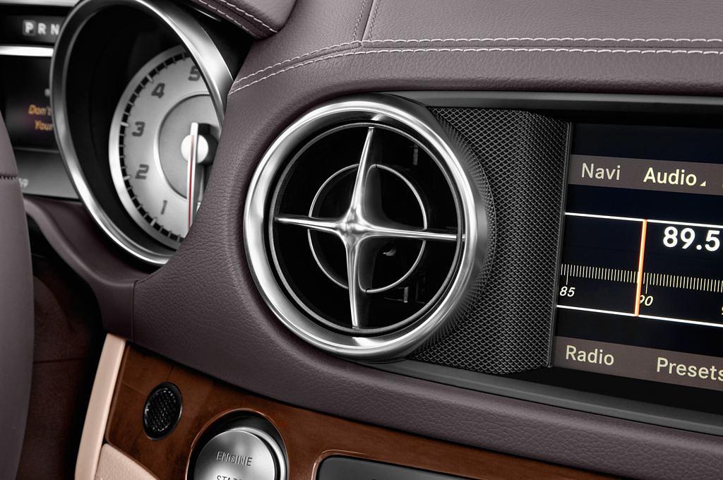 Mercedes SL-Class (Baujahr 2012) SL 500 2 Türen Lüftung