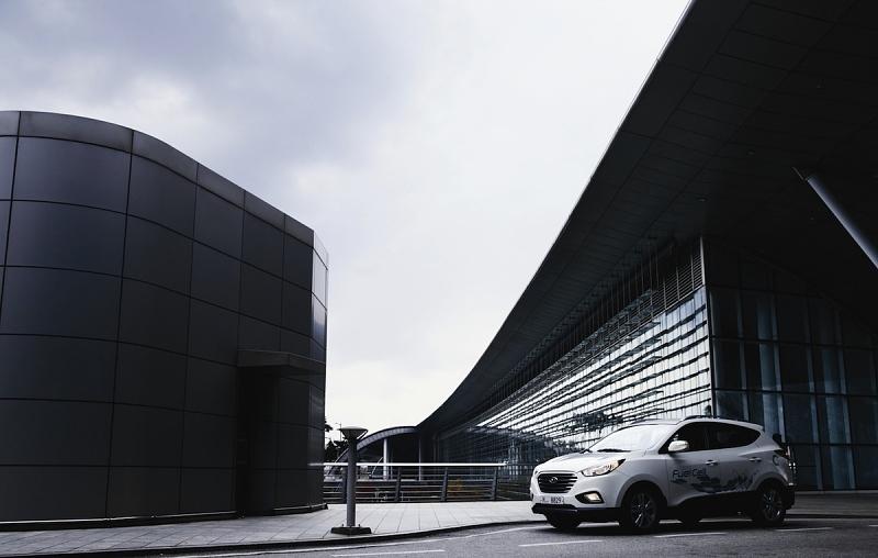 Ein Hyundai ix35 Fuel Cell kostet etwa 100.000 Euro