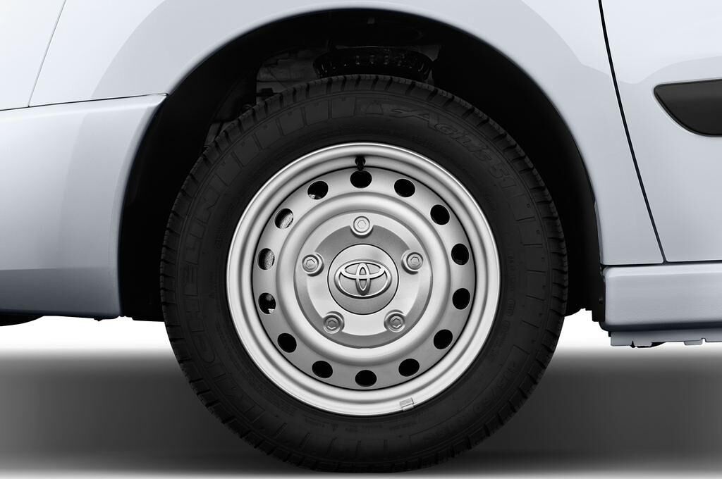 Toyota Proace (Baujahr 2015) Comfort 5 Türen Reifen und Felge