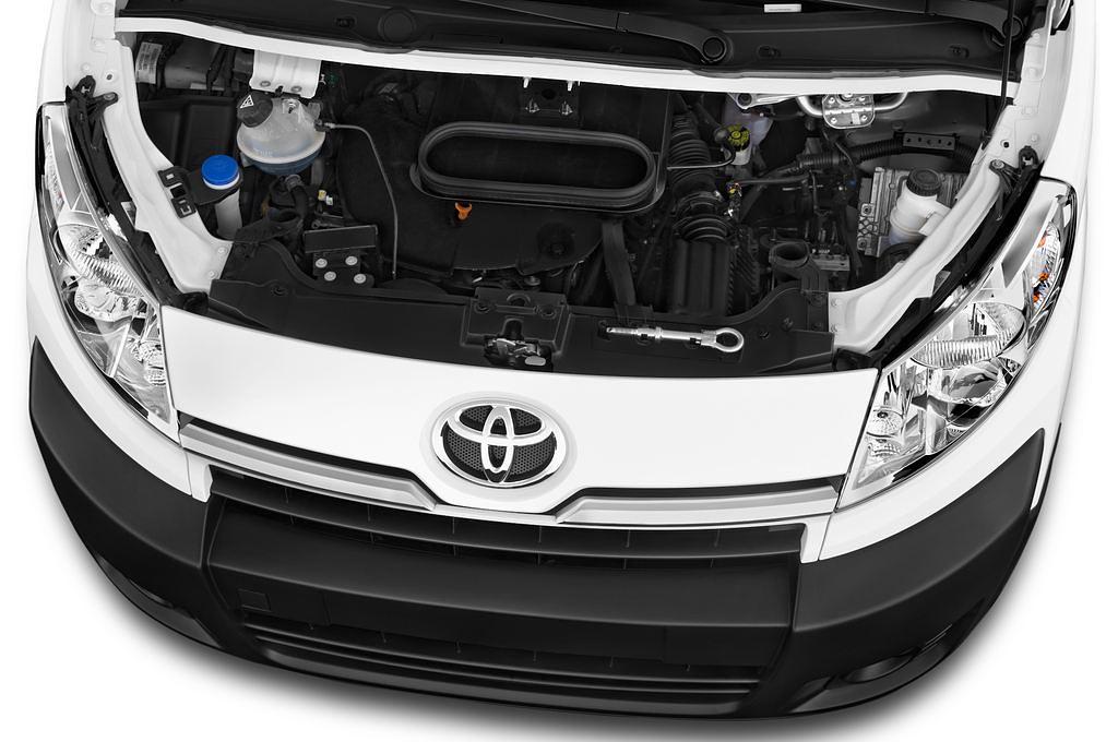 Toyota Proace (Baujahr 2015) Comfort 5 Türen Motor