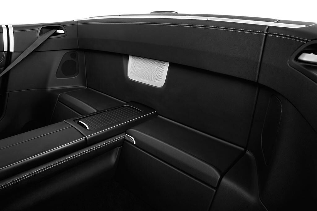Mercedes SL-Class (Baujahr 2013) AMG 2 Türen Rücksitze