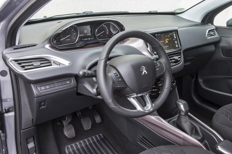 Peugeot 2008 e-HDI 115