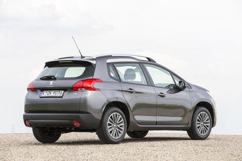 Peugeot 2008 e-HDI 115